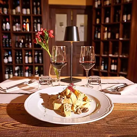 Otel Ih Courmayeur Mont Blanc 4*